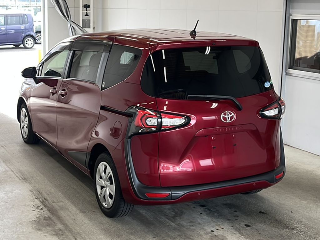 TOYOTA SIENTA
