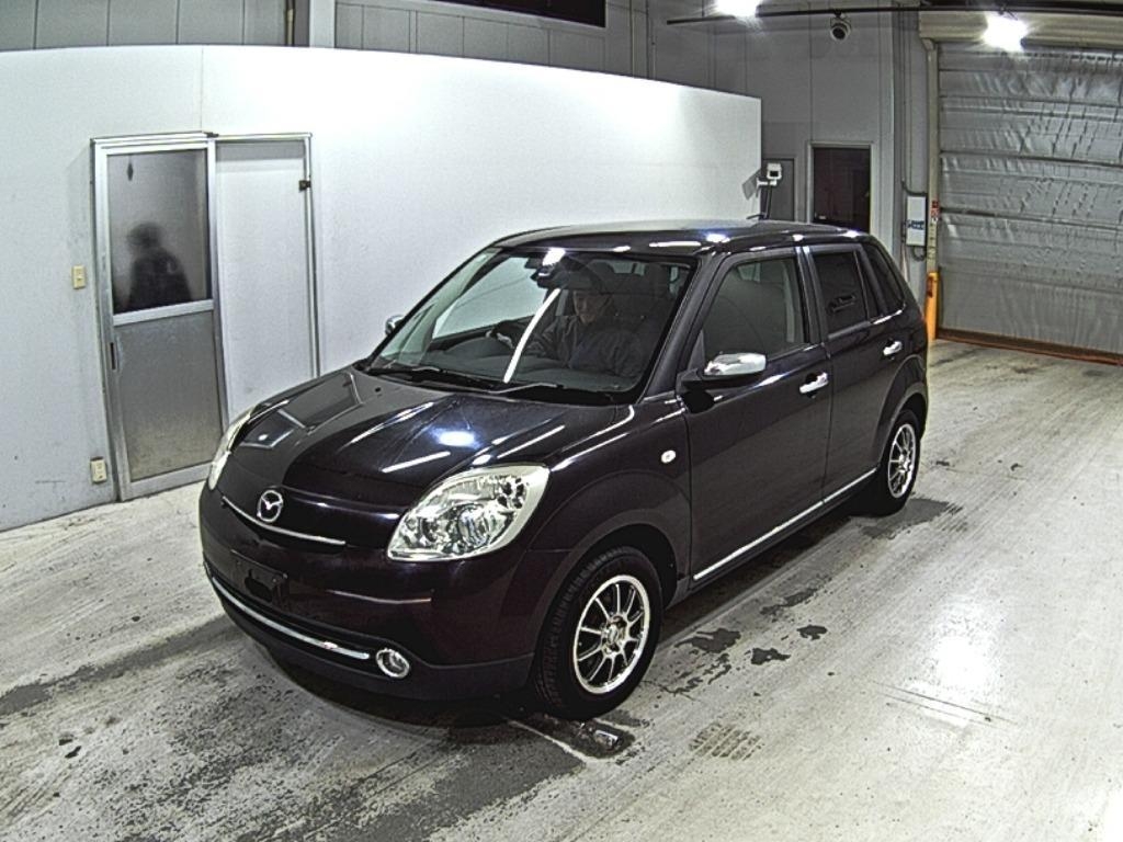 MAZDA VERISA