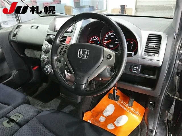 HONDA MOBILIO SPIKE