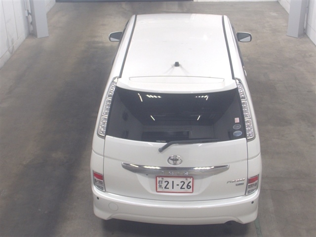 TOYOTA ISIS