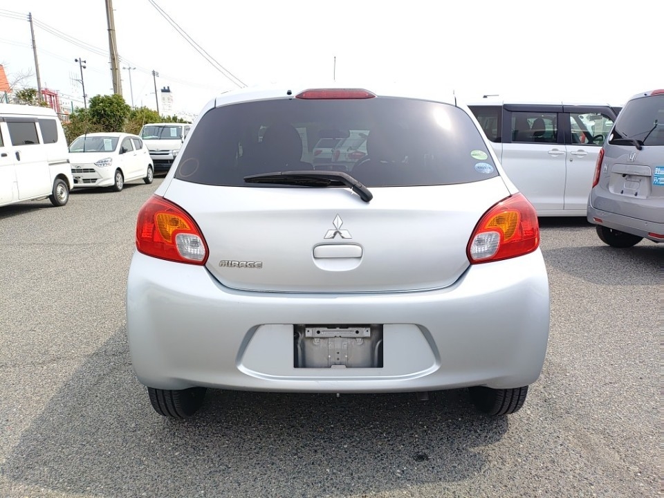 MITSUBISHI MIRAGE