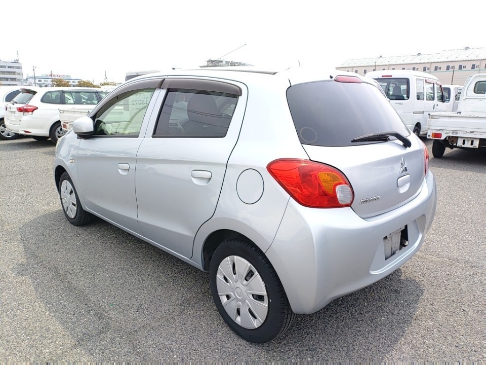 MITSUBISHI MIRAGE
