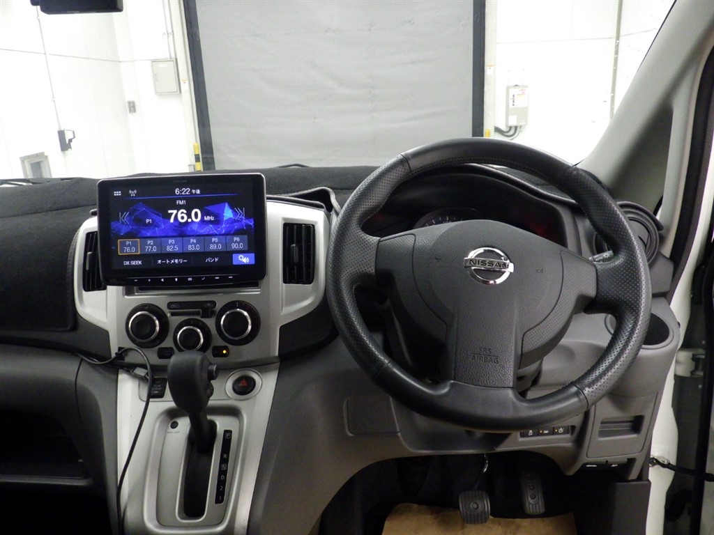 NISSAN NV200