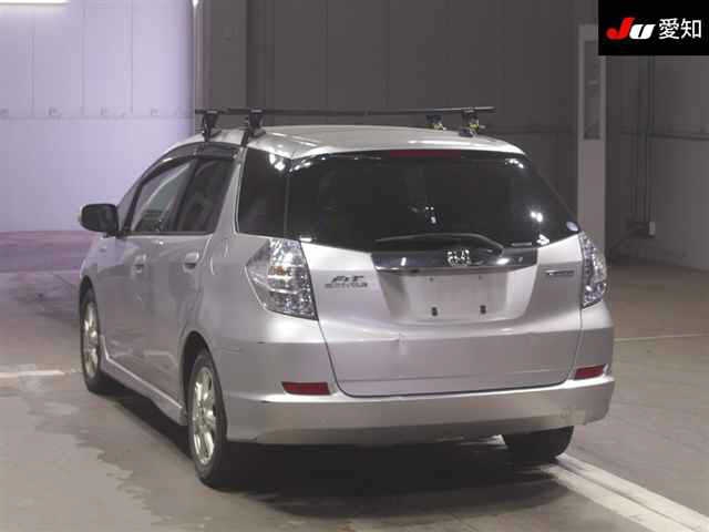 HONDA FIT SHUTTLE