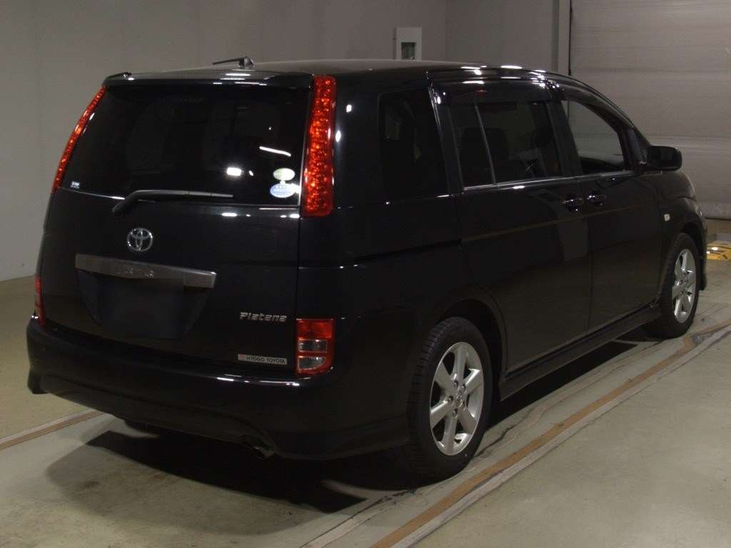 TOYOTA ISIS