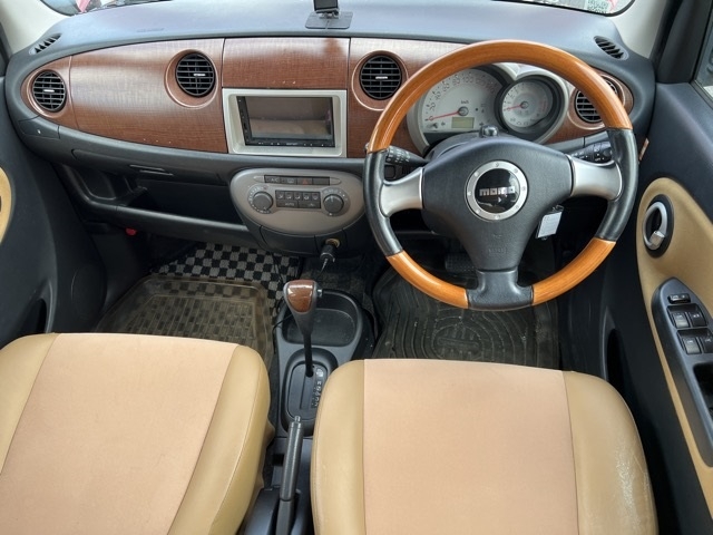 DAIHATSU MIRA GINO