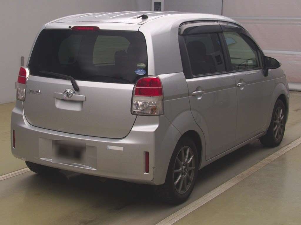 TOYOTA SPADE