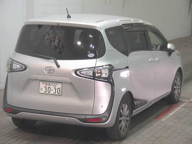 TOYOTA SIENTA