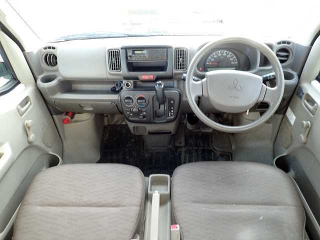 MITSUBISHI MINICAB