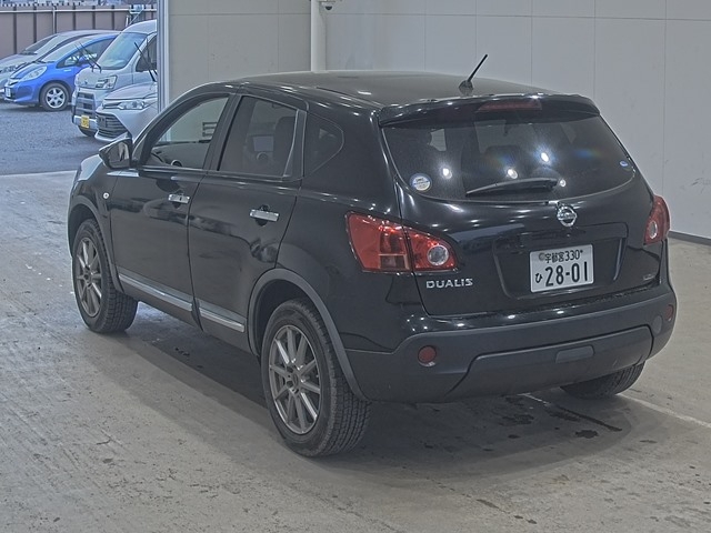 NISSAN DUALIS