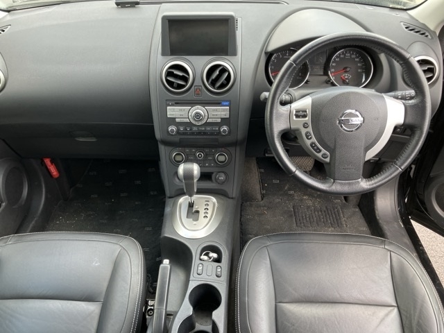 NISSAN DUALIS