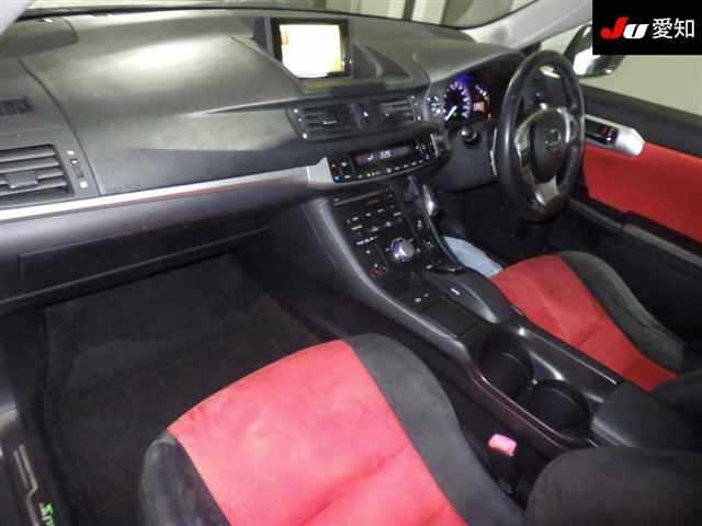 LEXUS CT200H