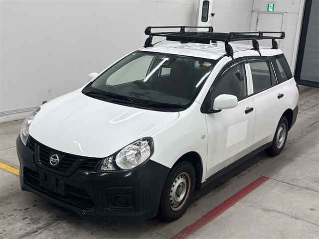 NISSAN AD