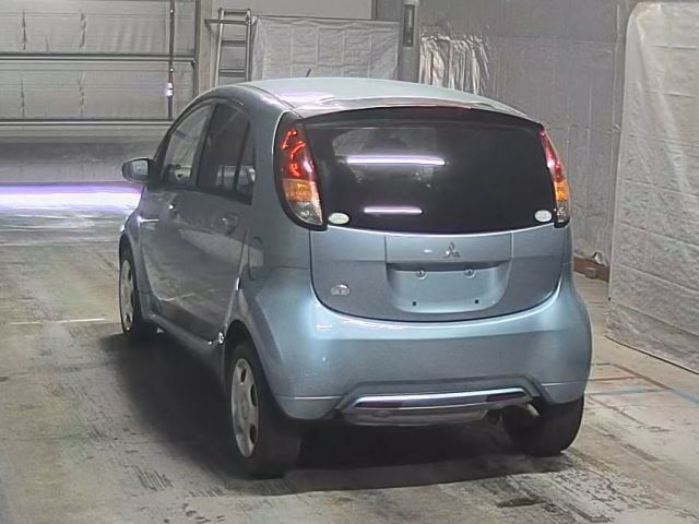 MITSUBISHI I