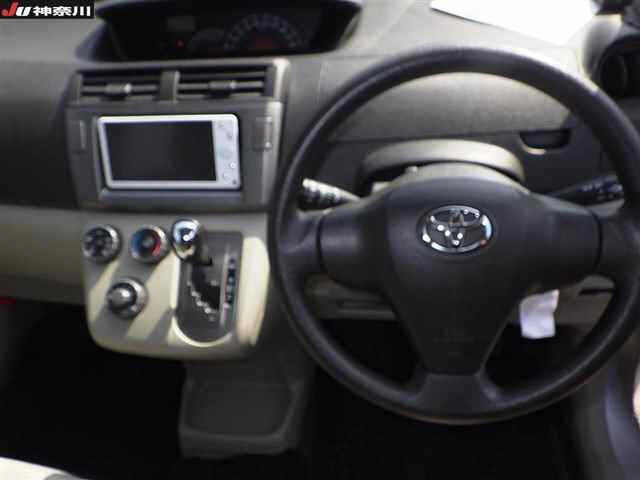 TOYOTA PASSO SETTE