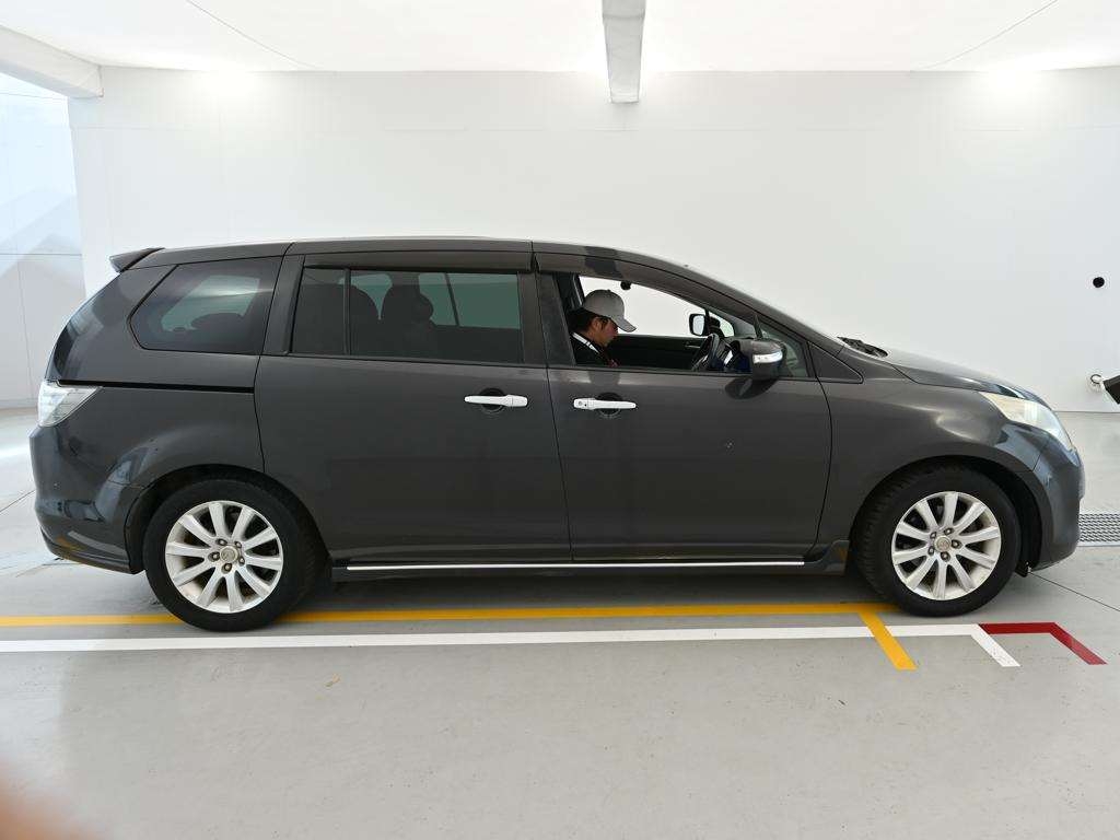 MAZDA MPV