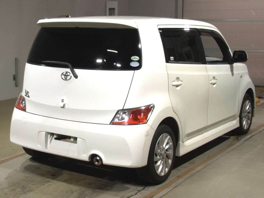 TOYOTA BB