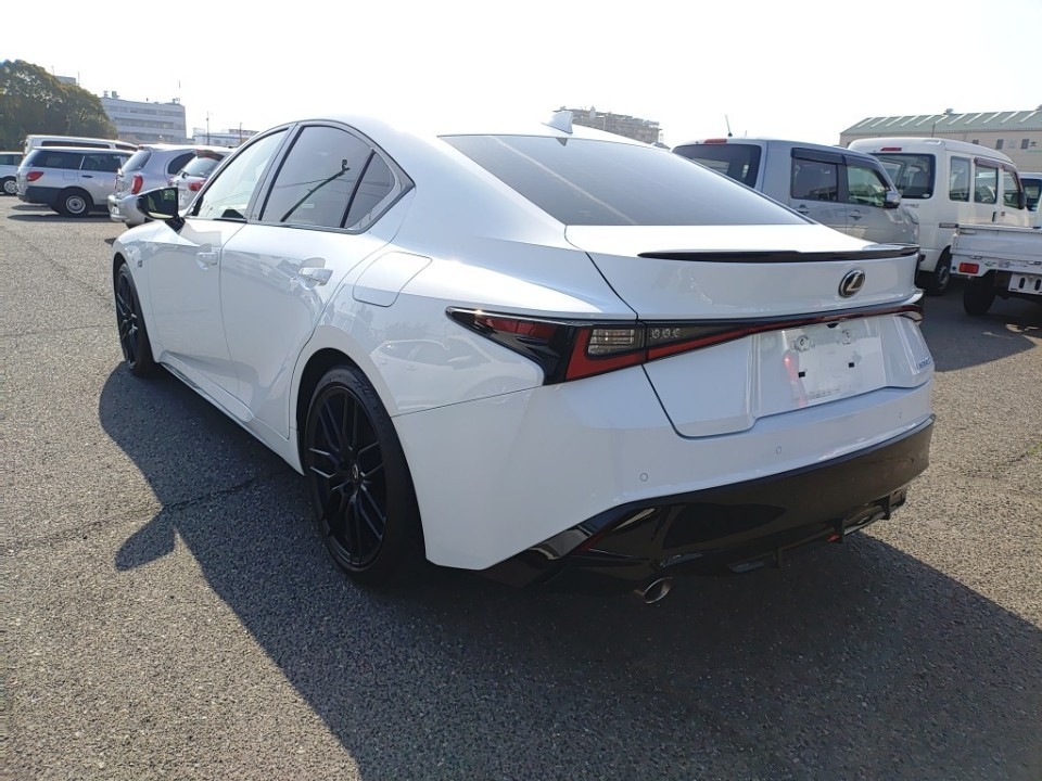 LEXUS IS350