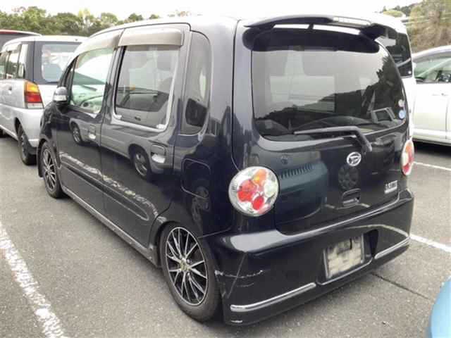 DAIHATSU MOVE LATTE