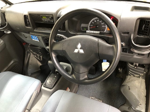 MITSUBISHI MINICAB