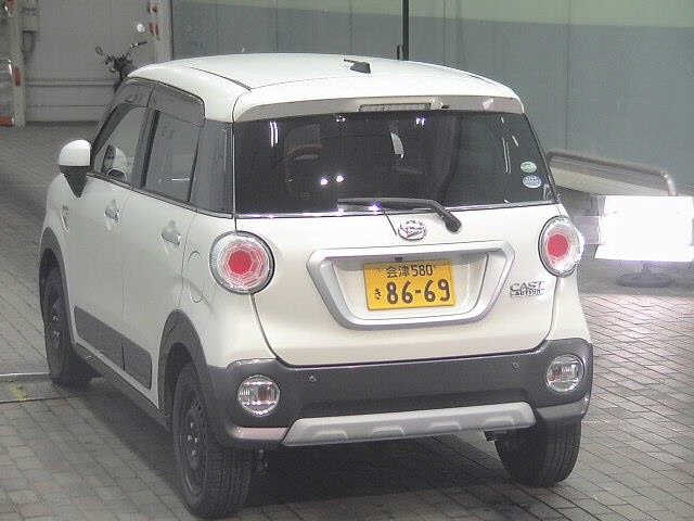 DAIHATSU CAST