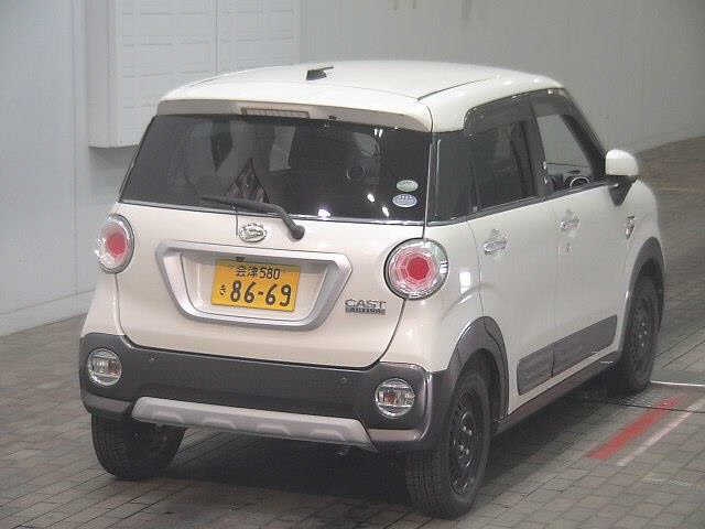 DAIHATSU CAST