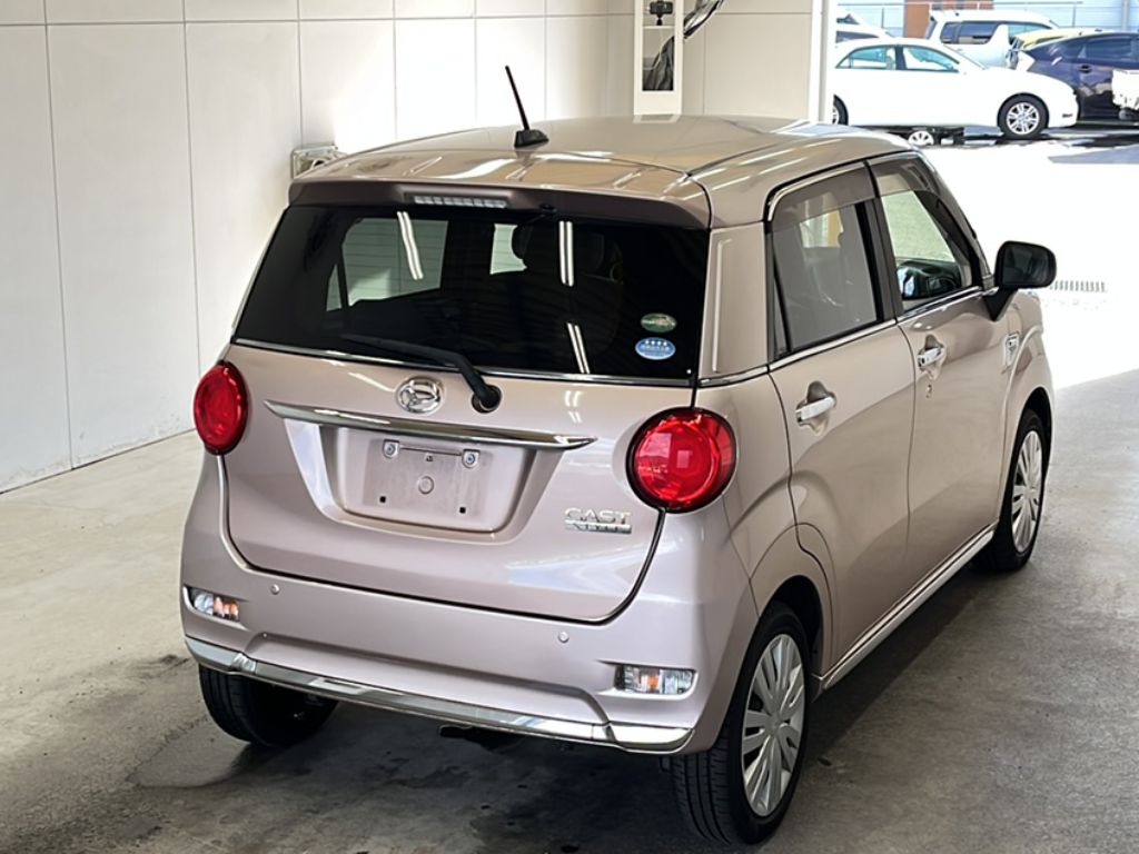DAIHATSU CAST