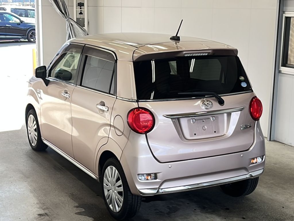 DAIHATSU CAST