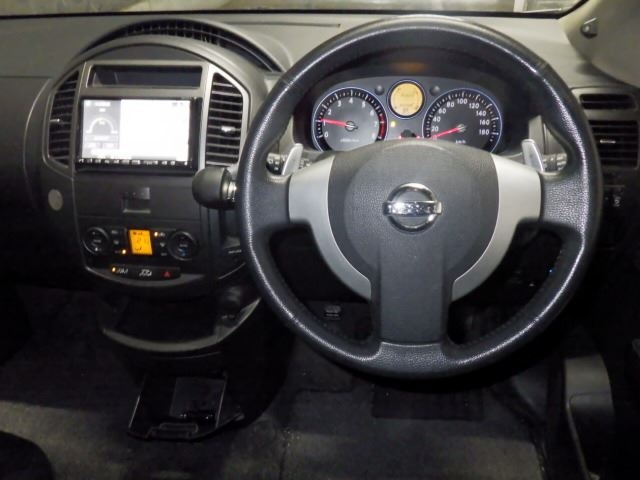 NISSAN LAFESTA