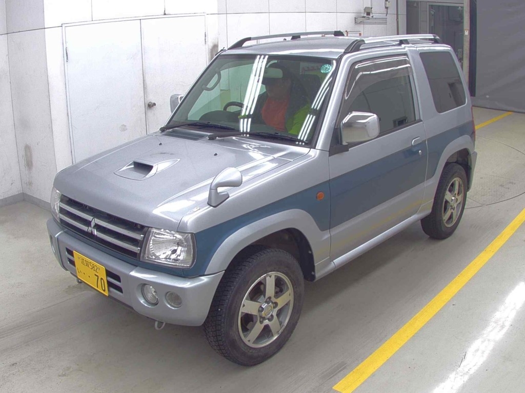 MITSUBISHI PAJERO MINI