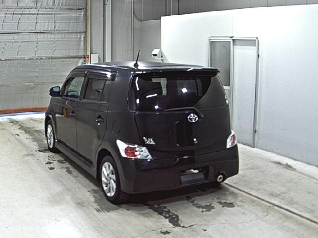TOYOTA BB