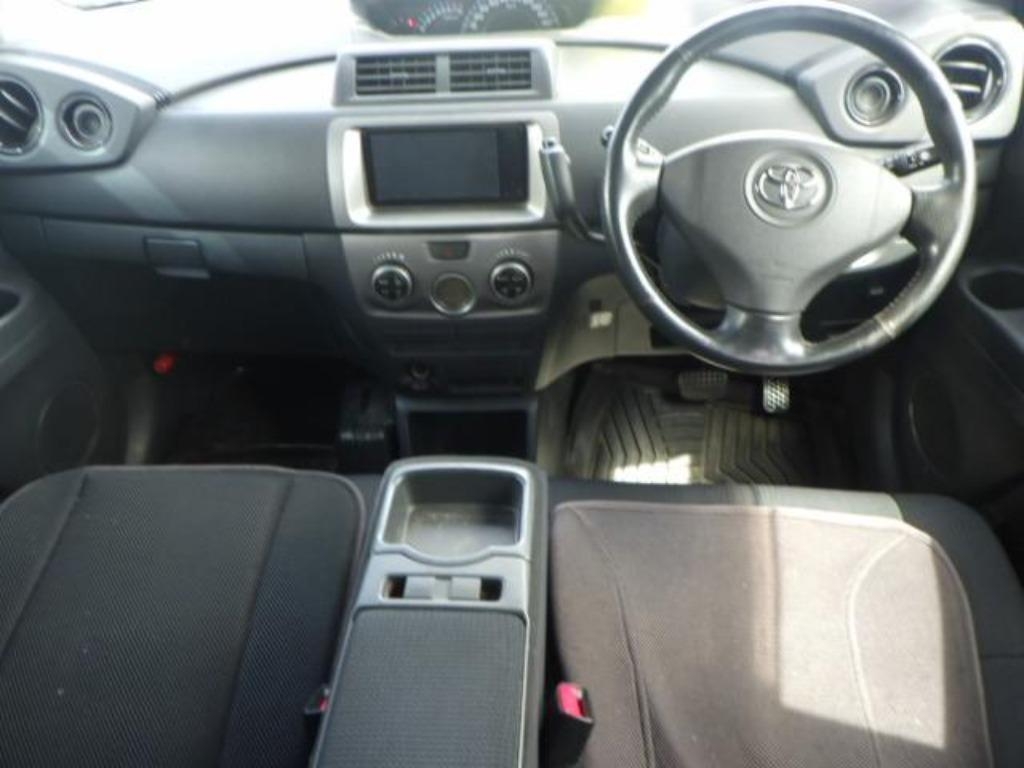 TOYOTA BB