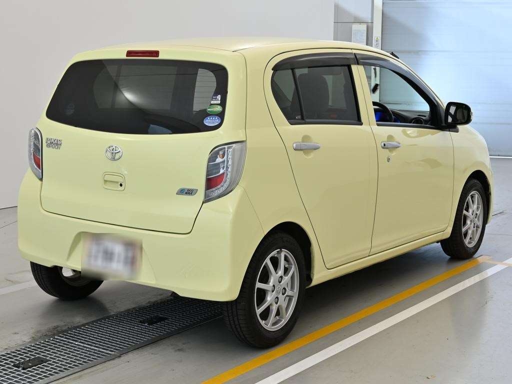 TOYOTA PIXIS EPOCH