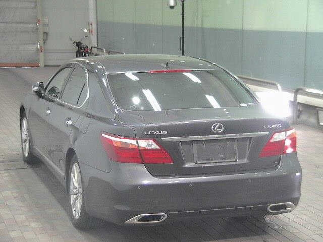 LEXUS LS460