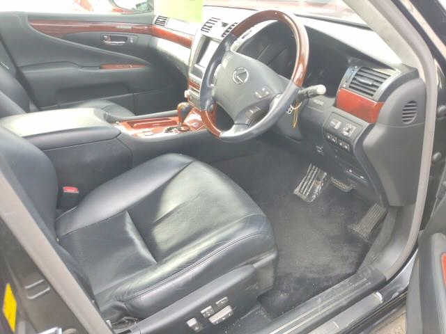 LEXUS LS460