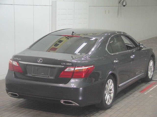 LEXUS LS460
