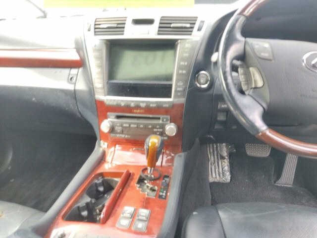 LEXUS LS460