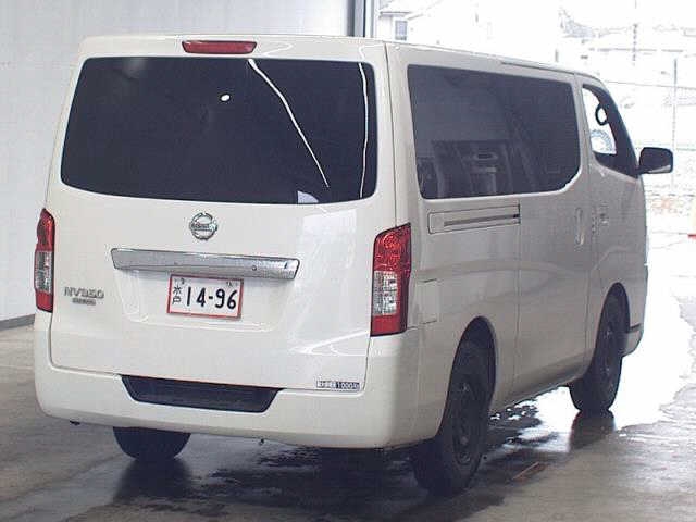 NISSAN NV350 CARAVAN