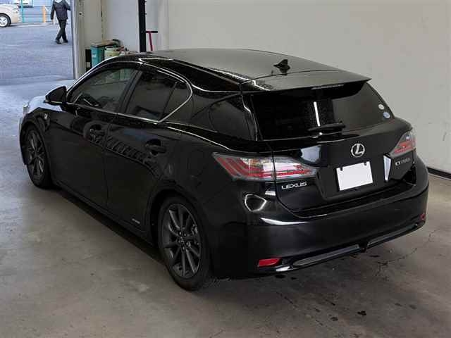 LEXUS CT200H