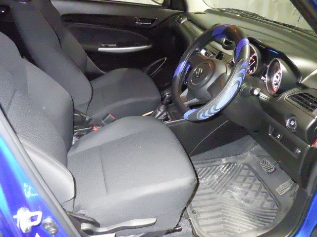 SUZUKI SWIFT
