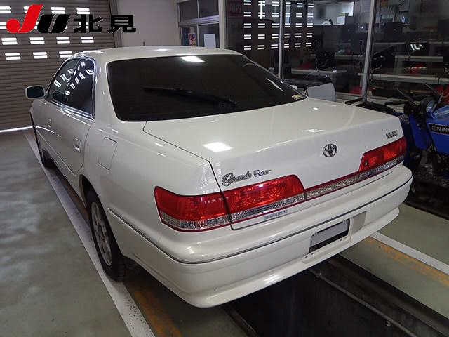 TOYOTA MARK II