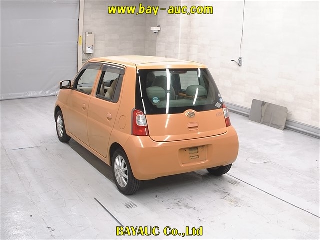 DAIHATSU ESSE