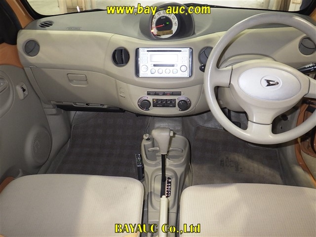 DAIHATSU ESSE