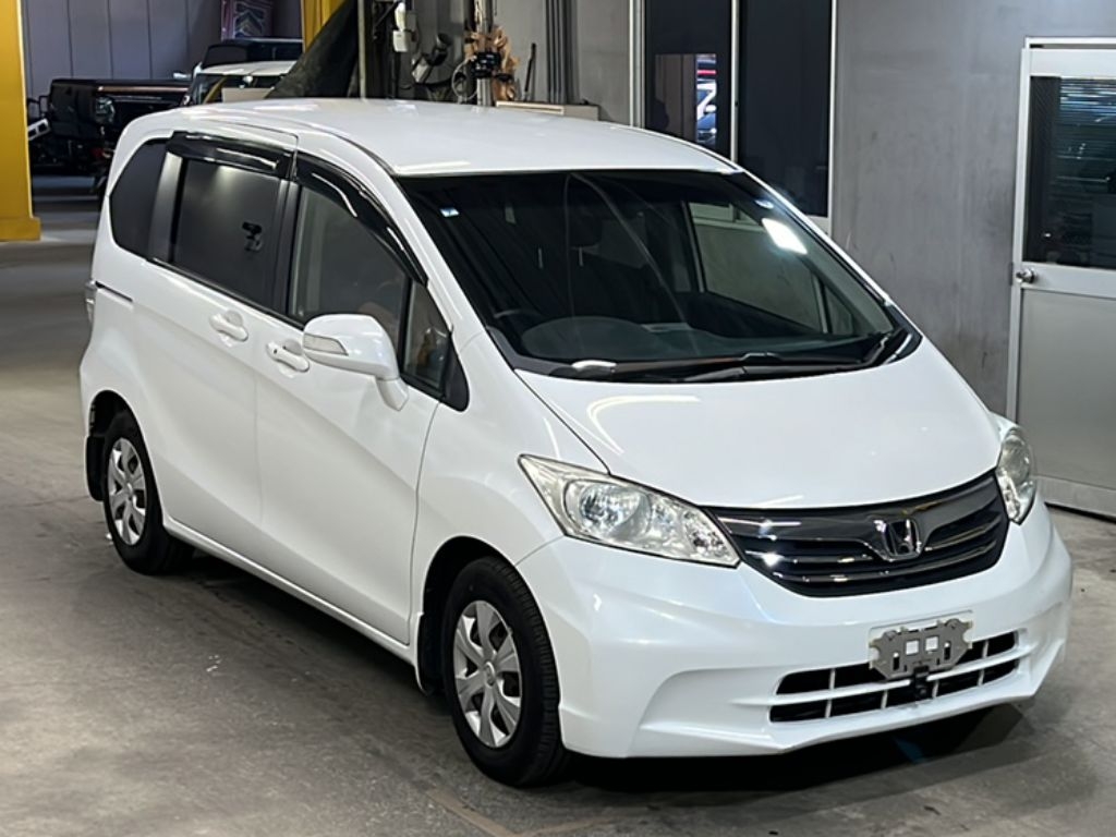 HONDA FREED