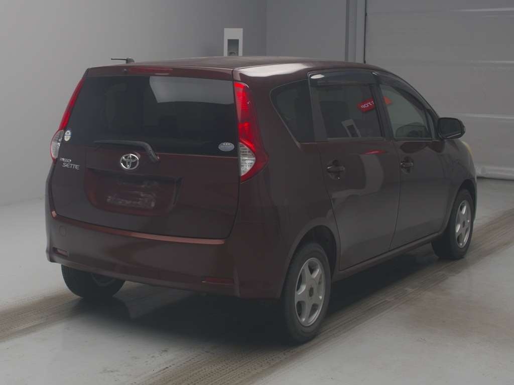 TOYOTA PASSO SETTE