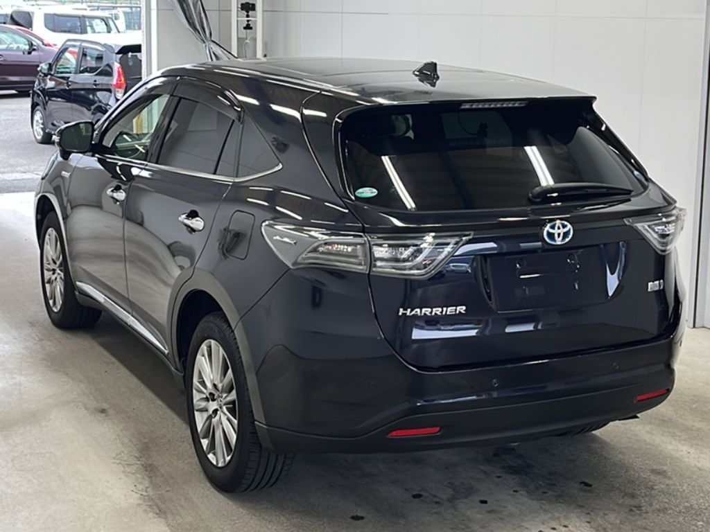 TOYOTA HARRIER