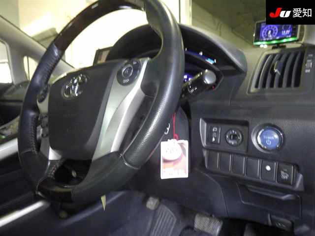 TOYOTA SAI