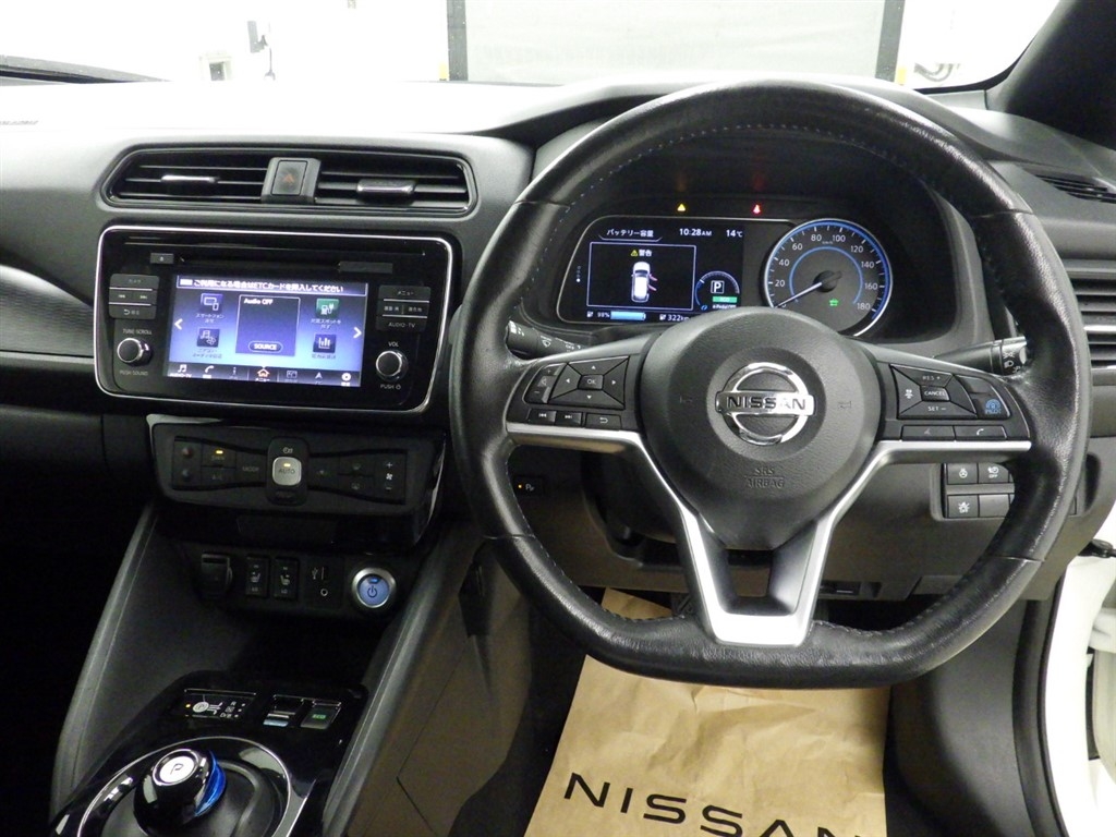 NISSAN LEAF