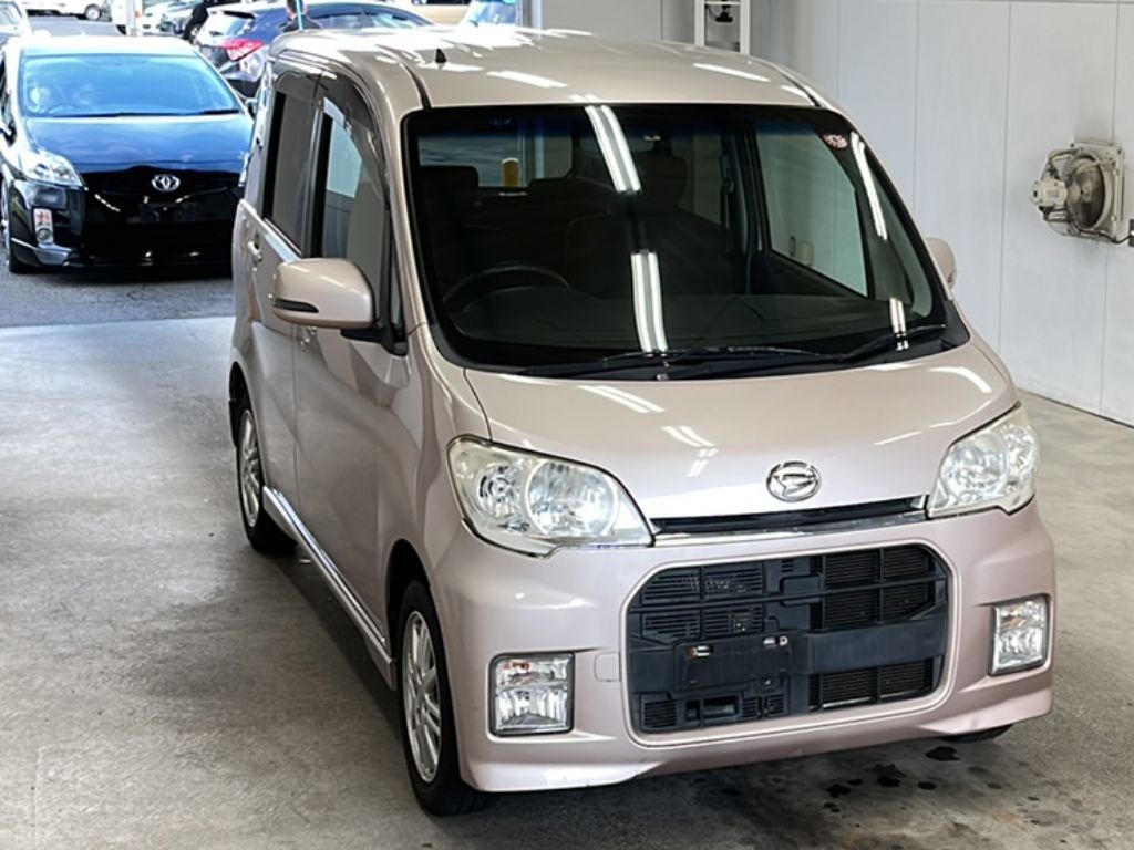 DAIHATSU TANTO EXE