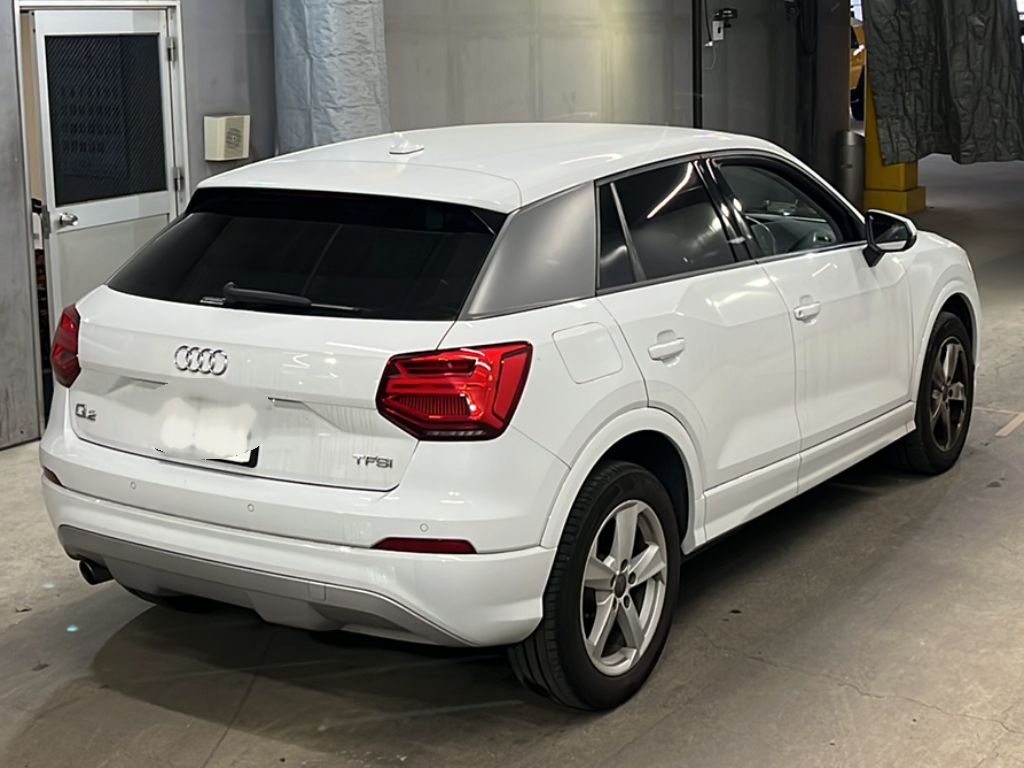 AUDI Q2